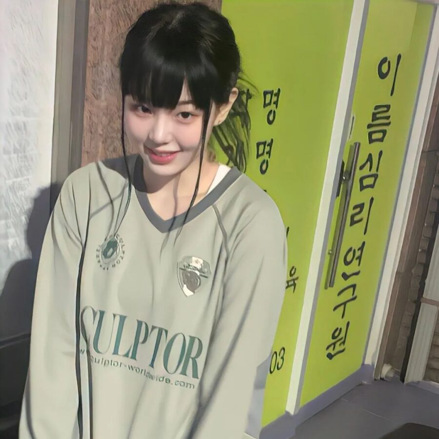 图片[11]-ins小众人物头像-尖叫文案