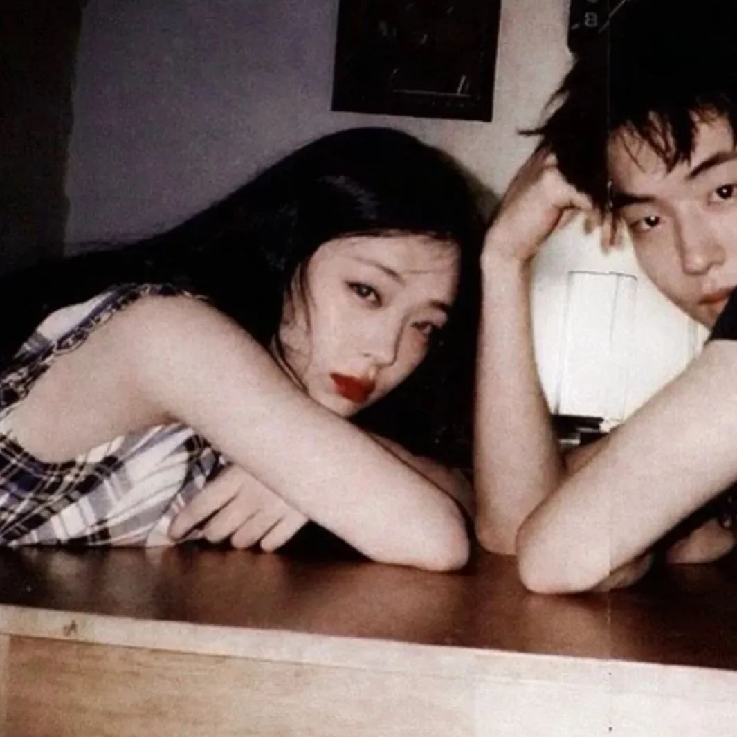 图片[19]-小众真人情侣头像-尖叫文案