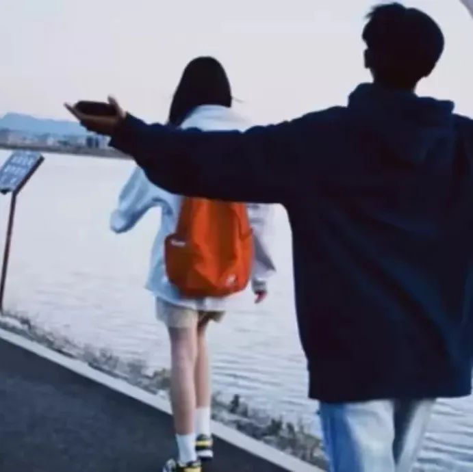 图片[16]-怦然心动的微信头像-尖叫文案