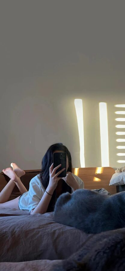 适合自拍时发的文案-尖叫文案